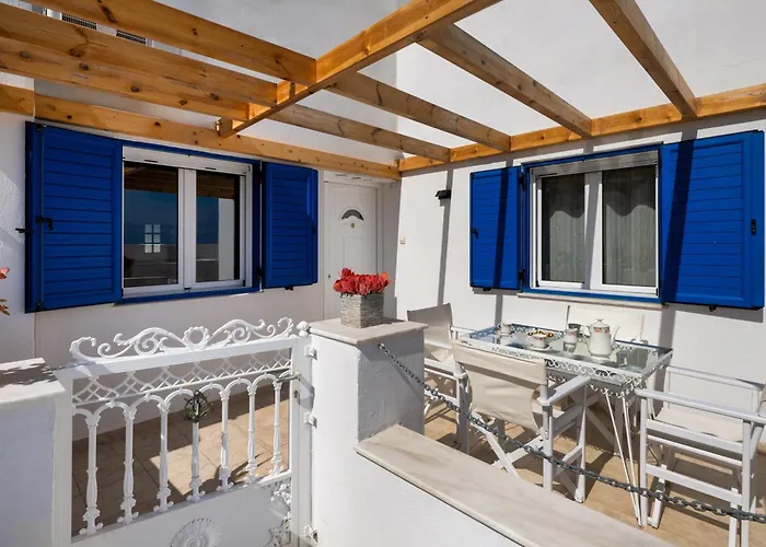 Anchor House Santorini